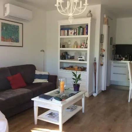 2708 Route De Ramatuelle Апартаменты *